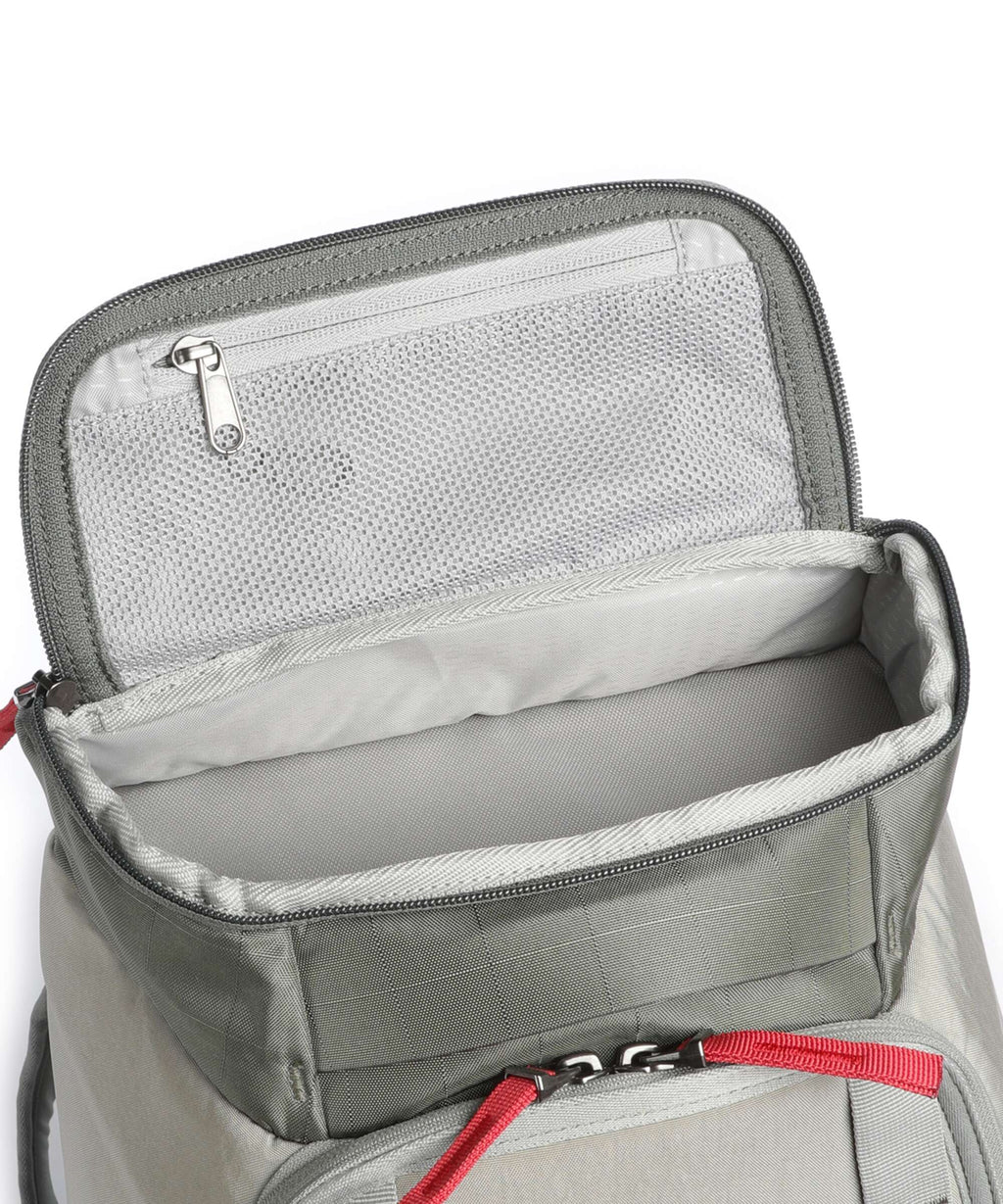 Db Hugger 25 Backpack basil green