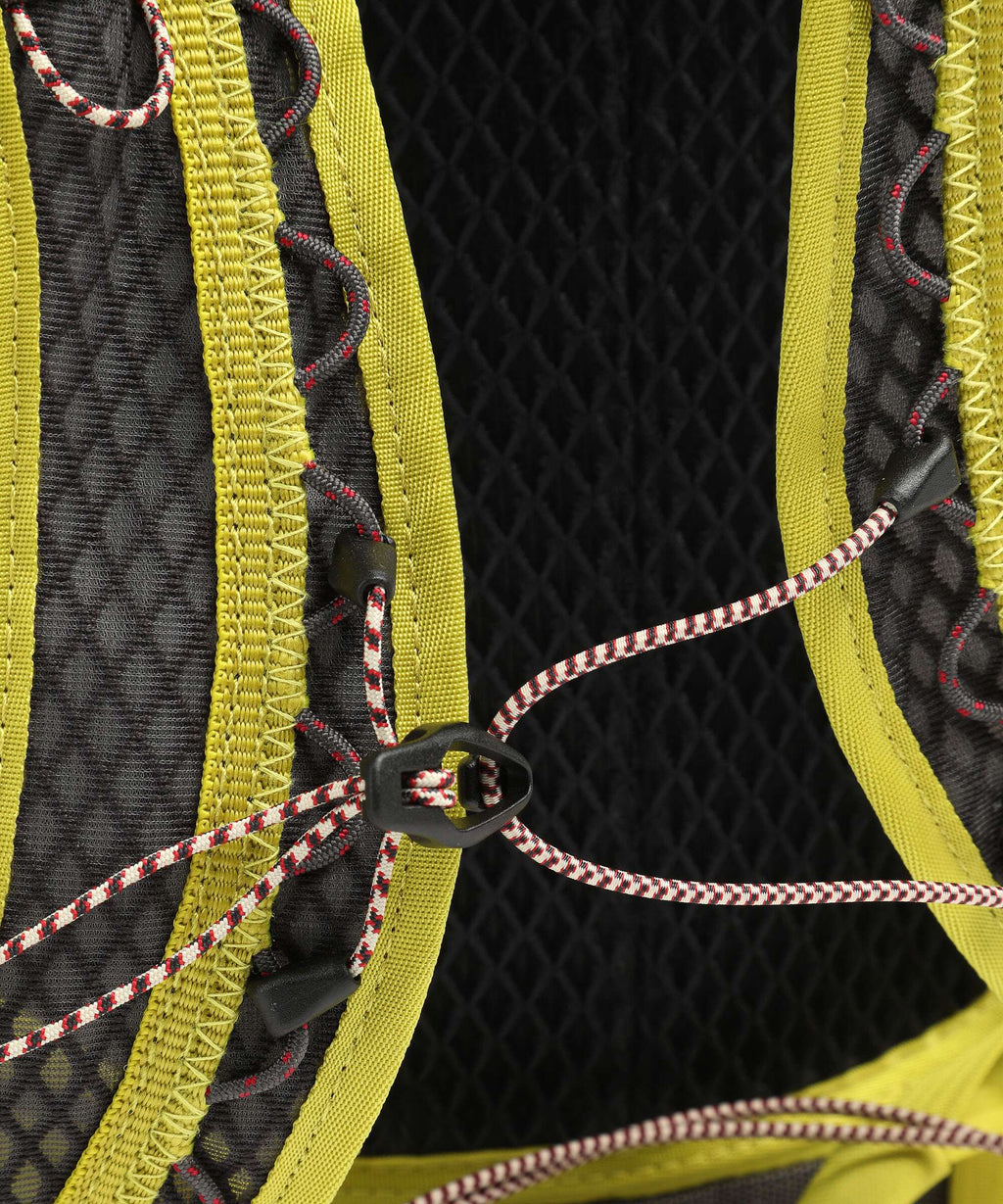 Klättermusen Retina Active Hiking backpack pine sprout