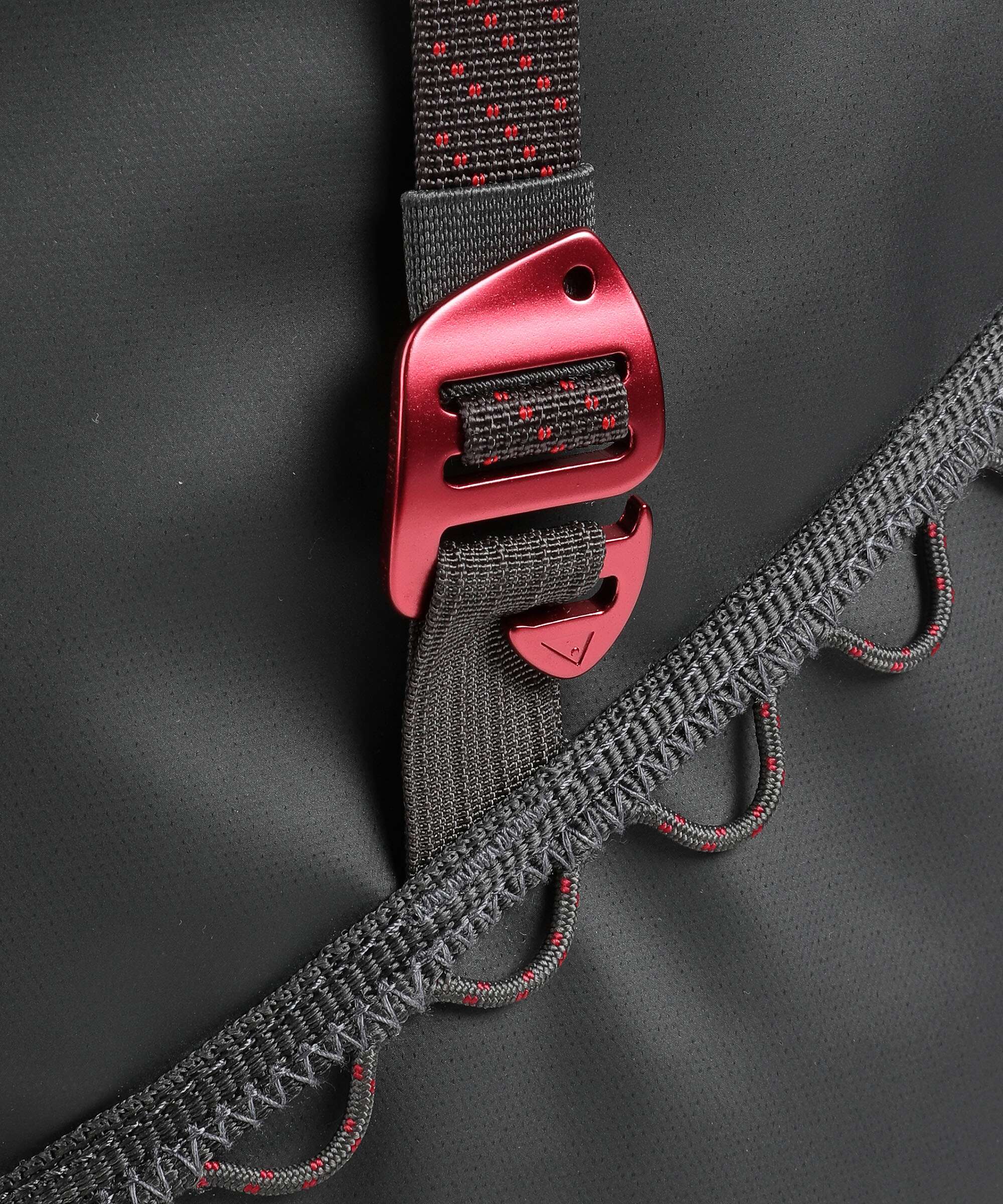 Klättermusen Ydalir 40L Weekend bag raven