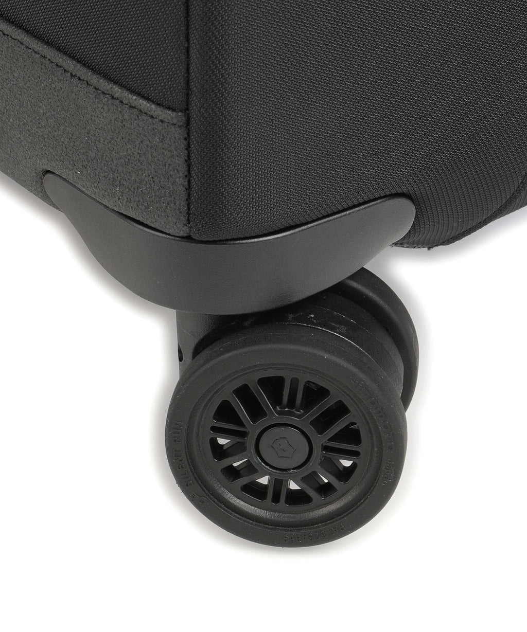 Victorinox Crosslight Medium Spinner (4 wheels) black