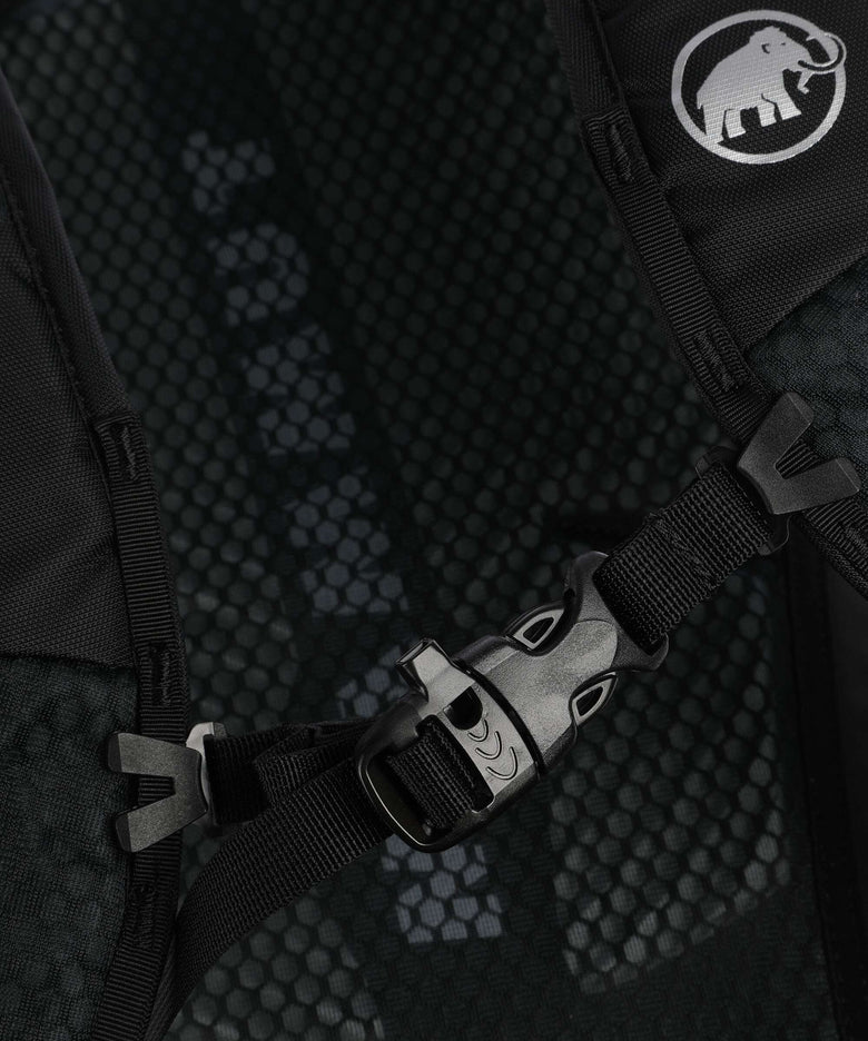 Mammut Lithium 20 Hiking backpack red/black