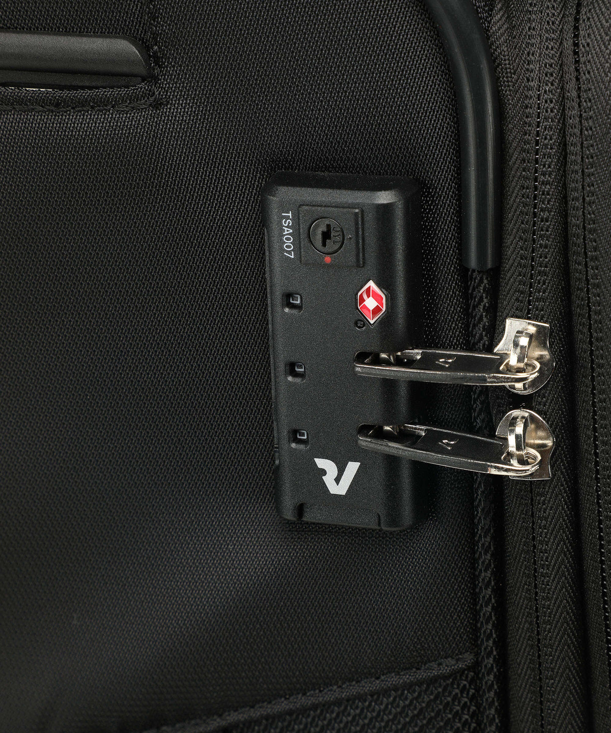 Roncato Joy Spinner (4 wheels) nero