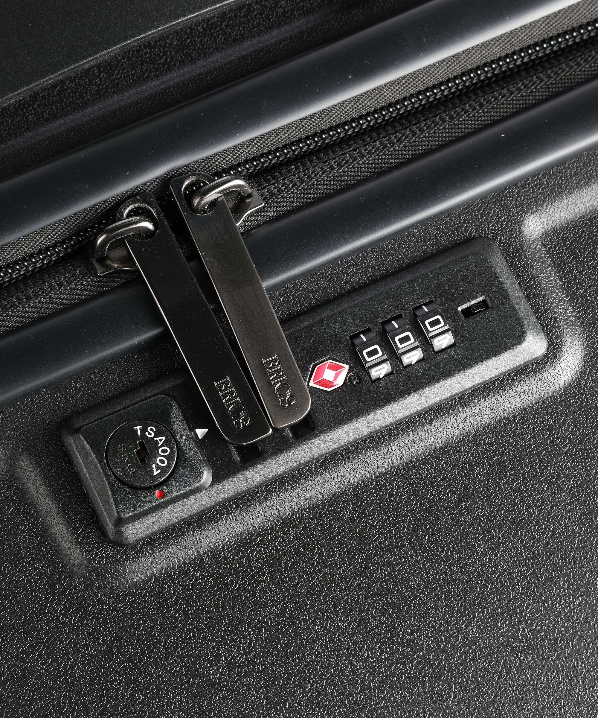 Brics BY Ulisse Spinner (4 wheels) black