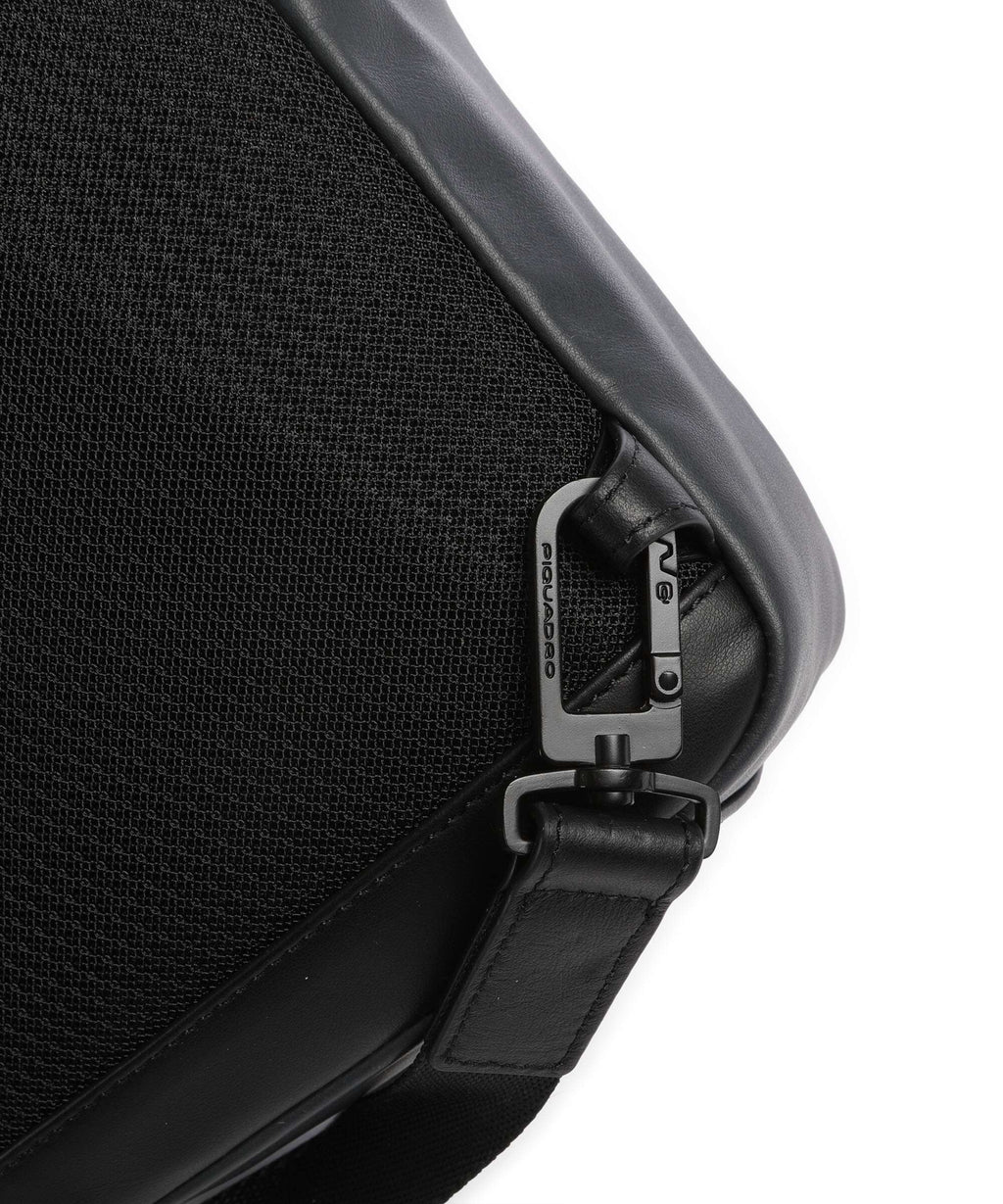 Piquadro Urban Sling bag grau/schwarz