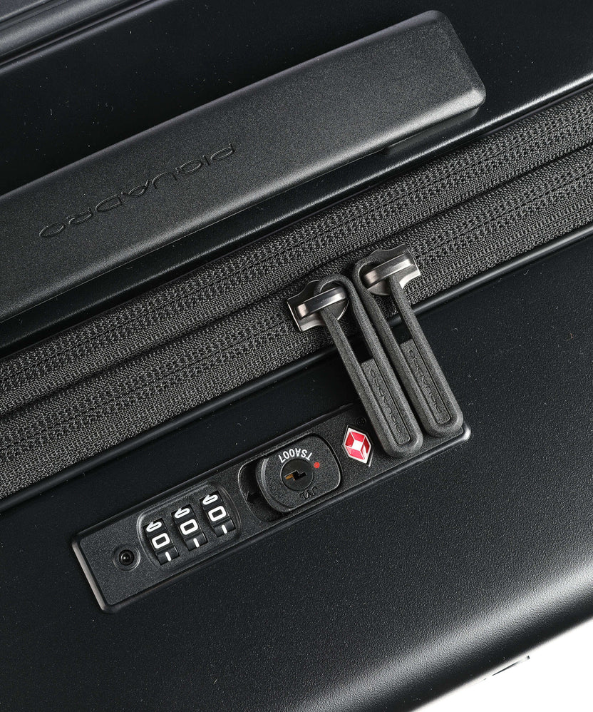 Piquadro PQ Light Spinner (4 wheels) matt black