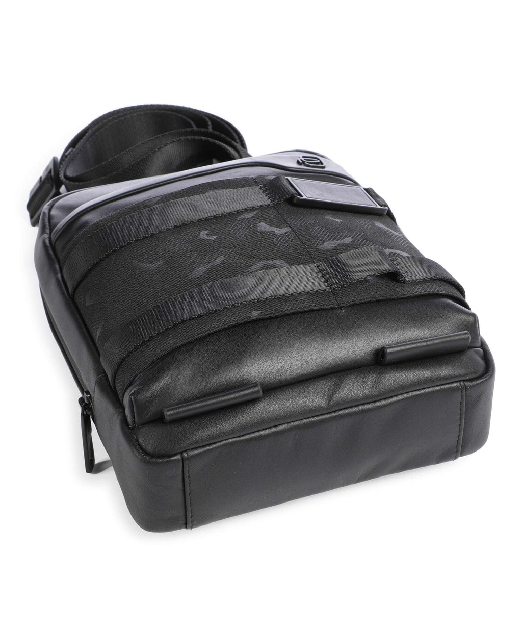 Piquadro FXP Crossbody bag nero