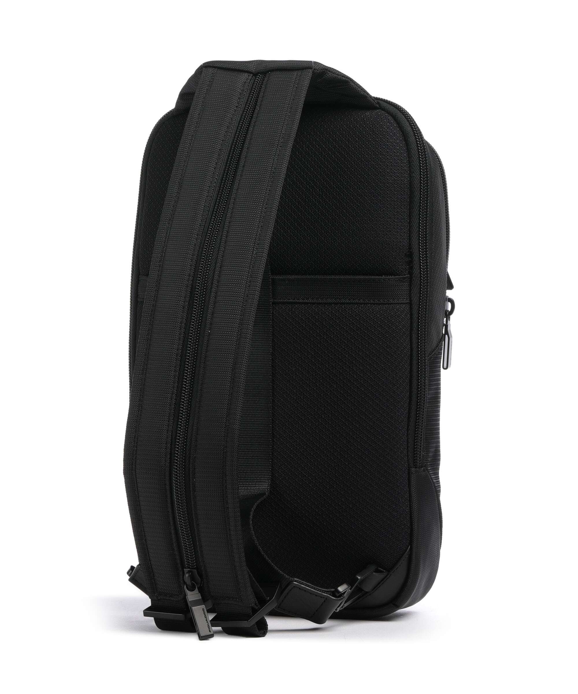Piquadro S136 Sling bag black