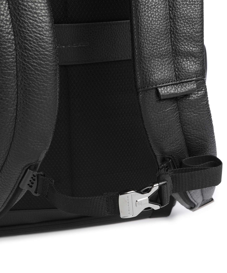 Piquadro Modus Easyjet Travel backpack black