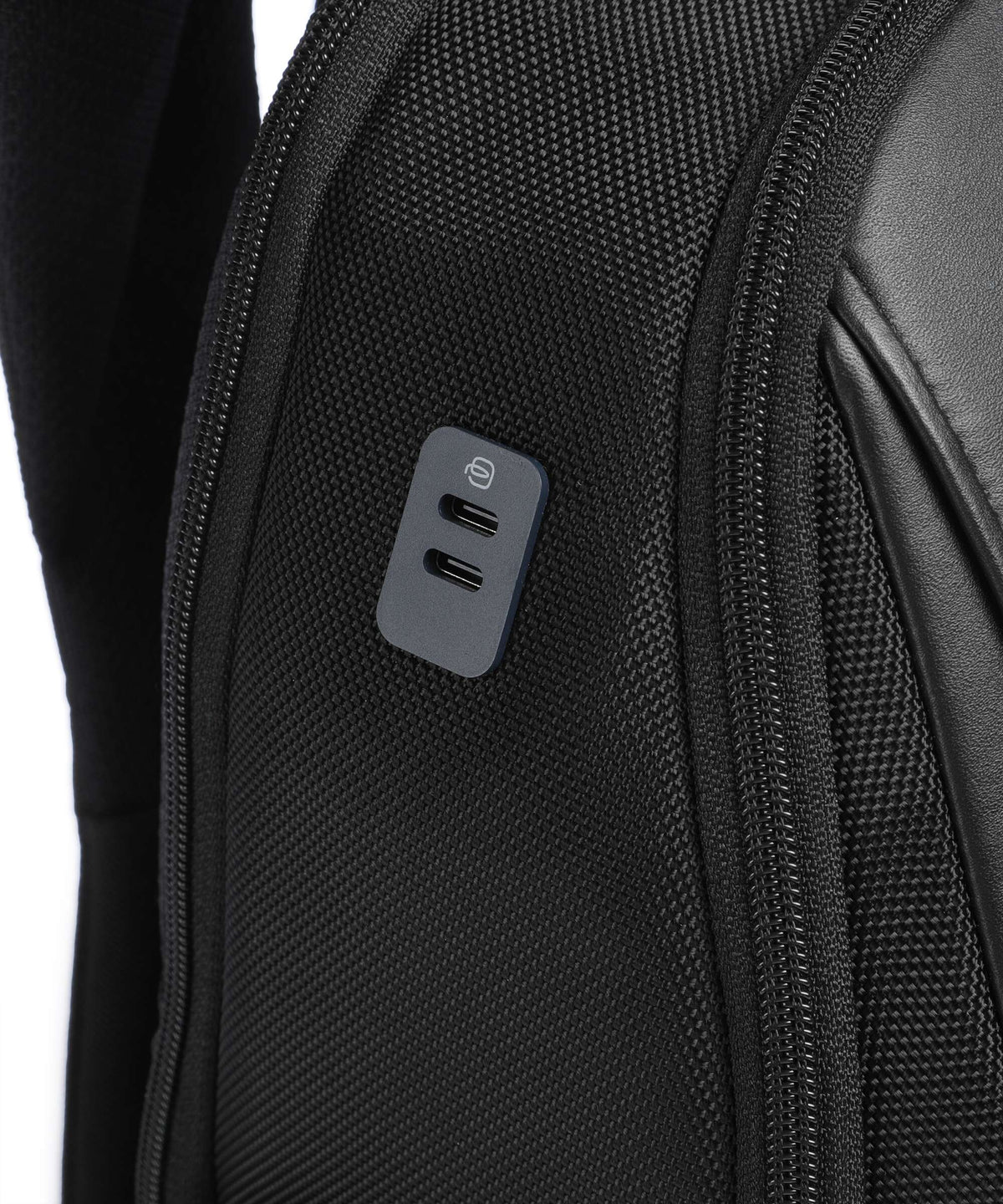 Piquadro Lyss Ryanair Travel backpack black