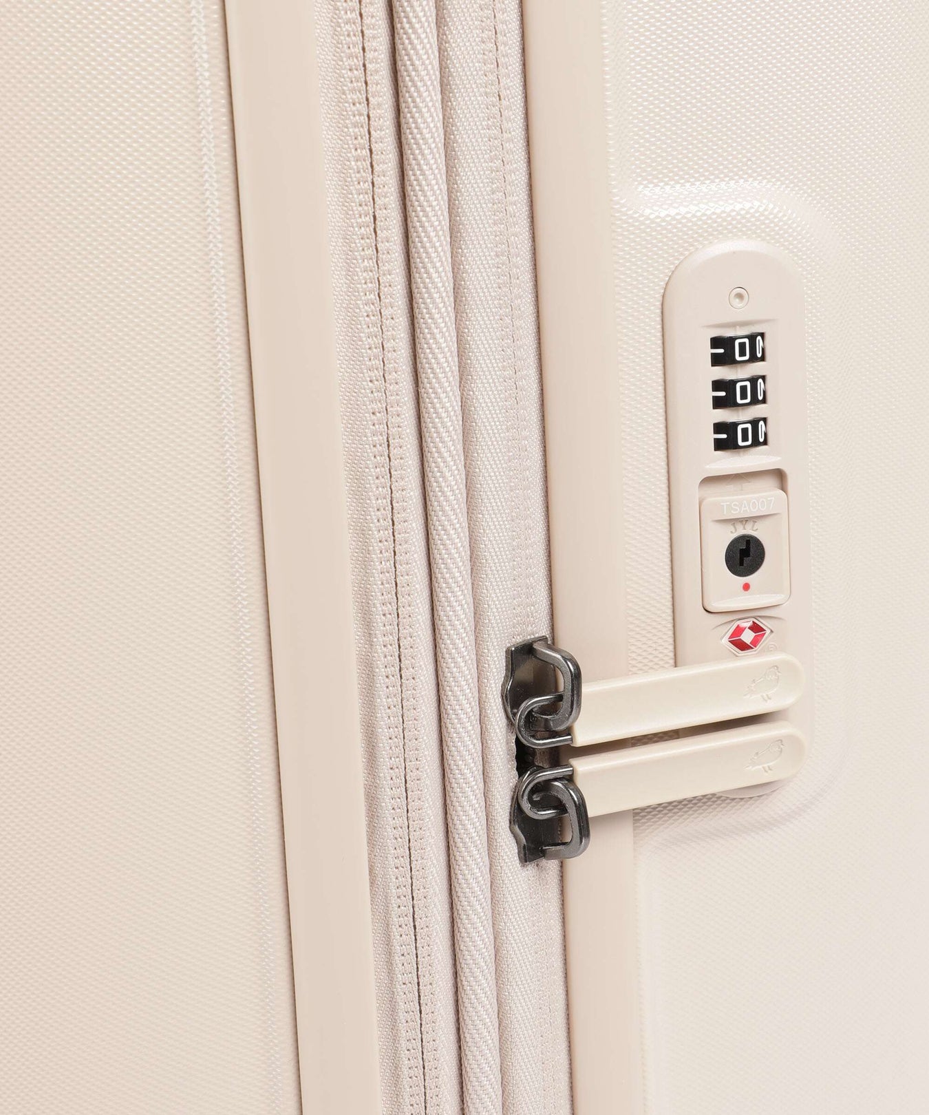 Mandarina Duck Logoduck+ Spinner (4 wheels) white mocha