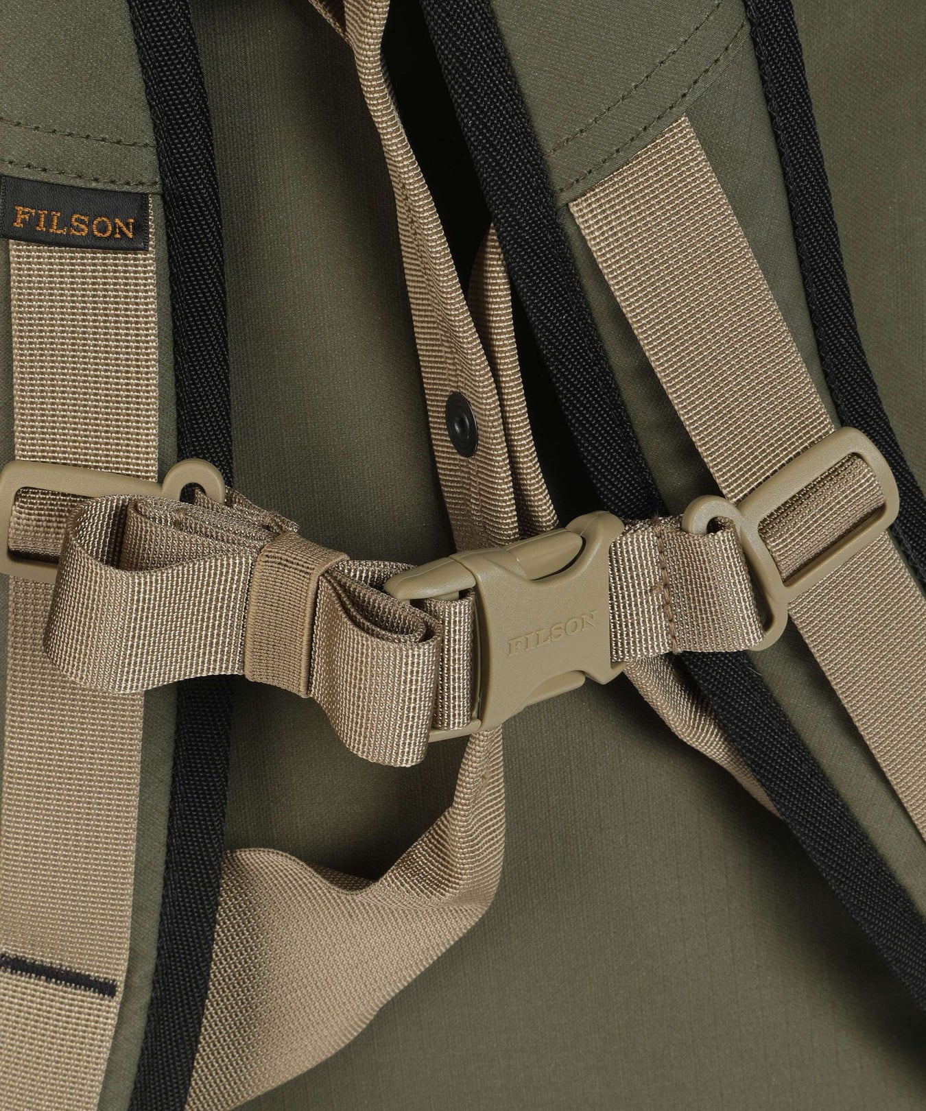 Filson Printed Shrub Weekend bag olive