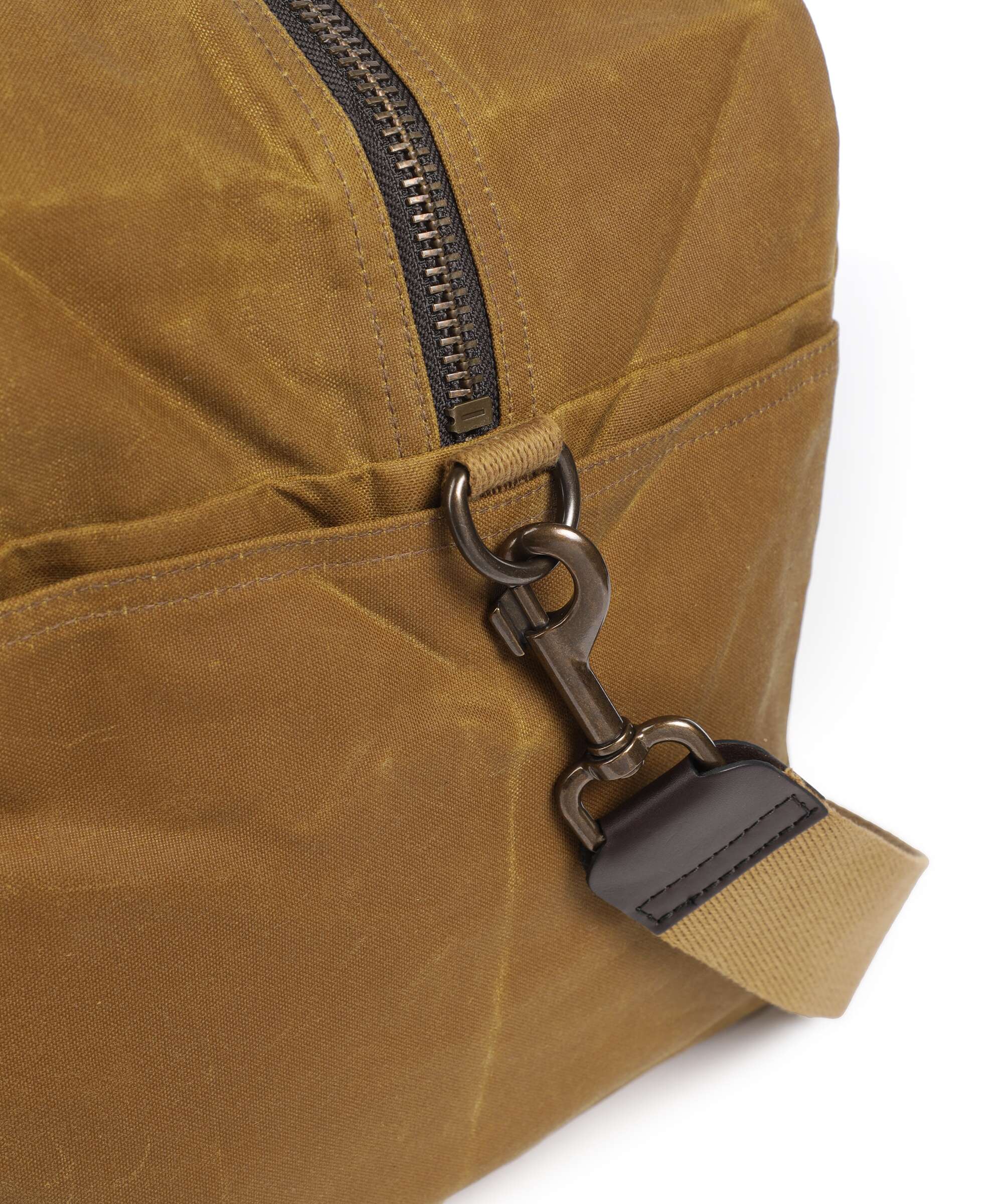 Filson Oil Finish Tin Cloth Weekend bag dark tan