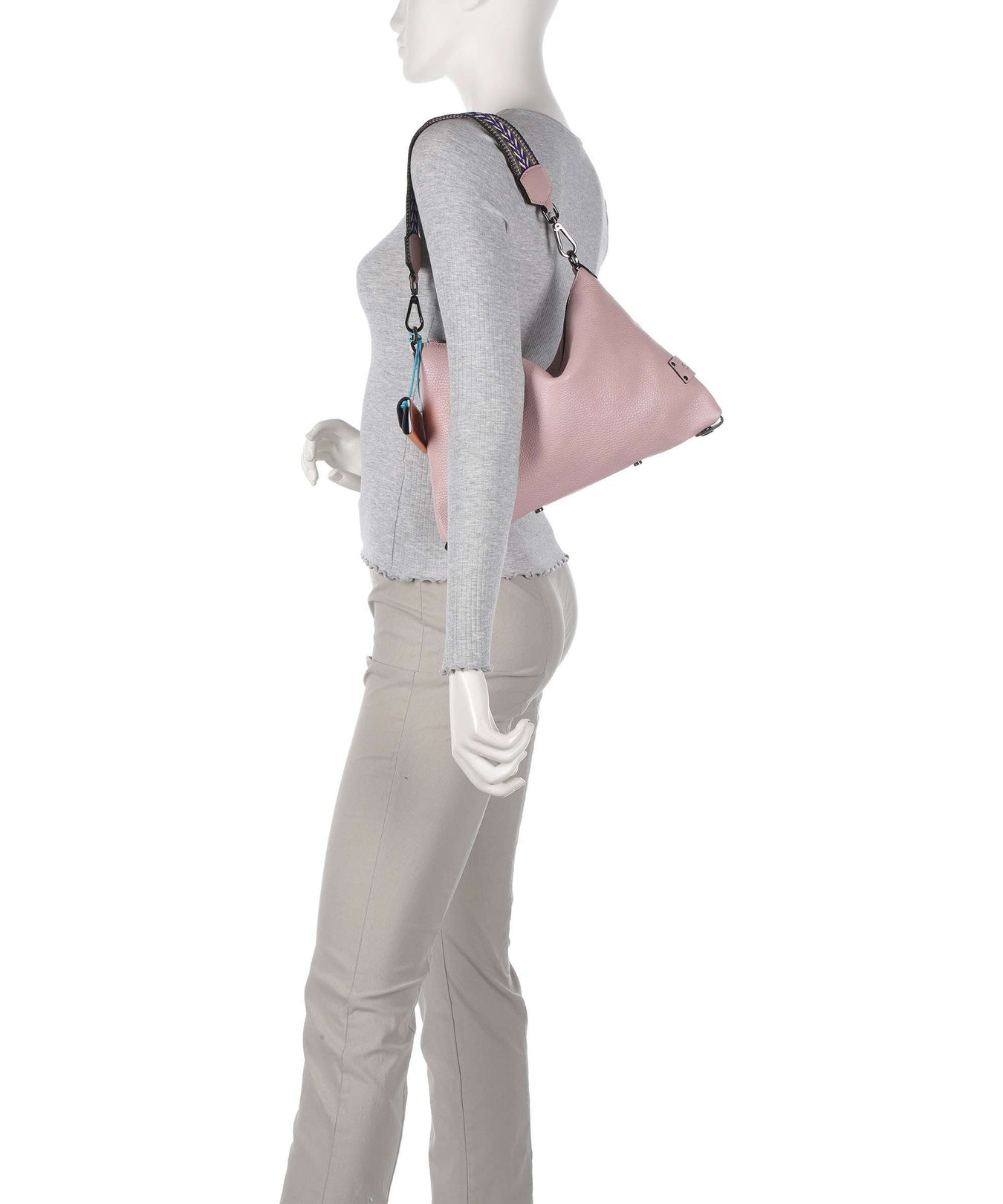 Gabs Guadalupe Filippa Hobo bag camelia