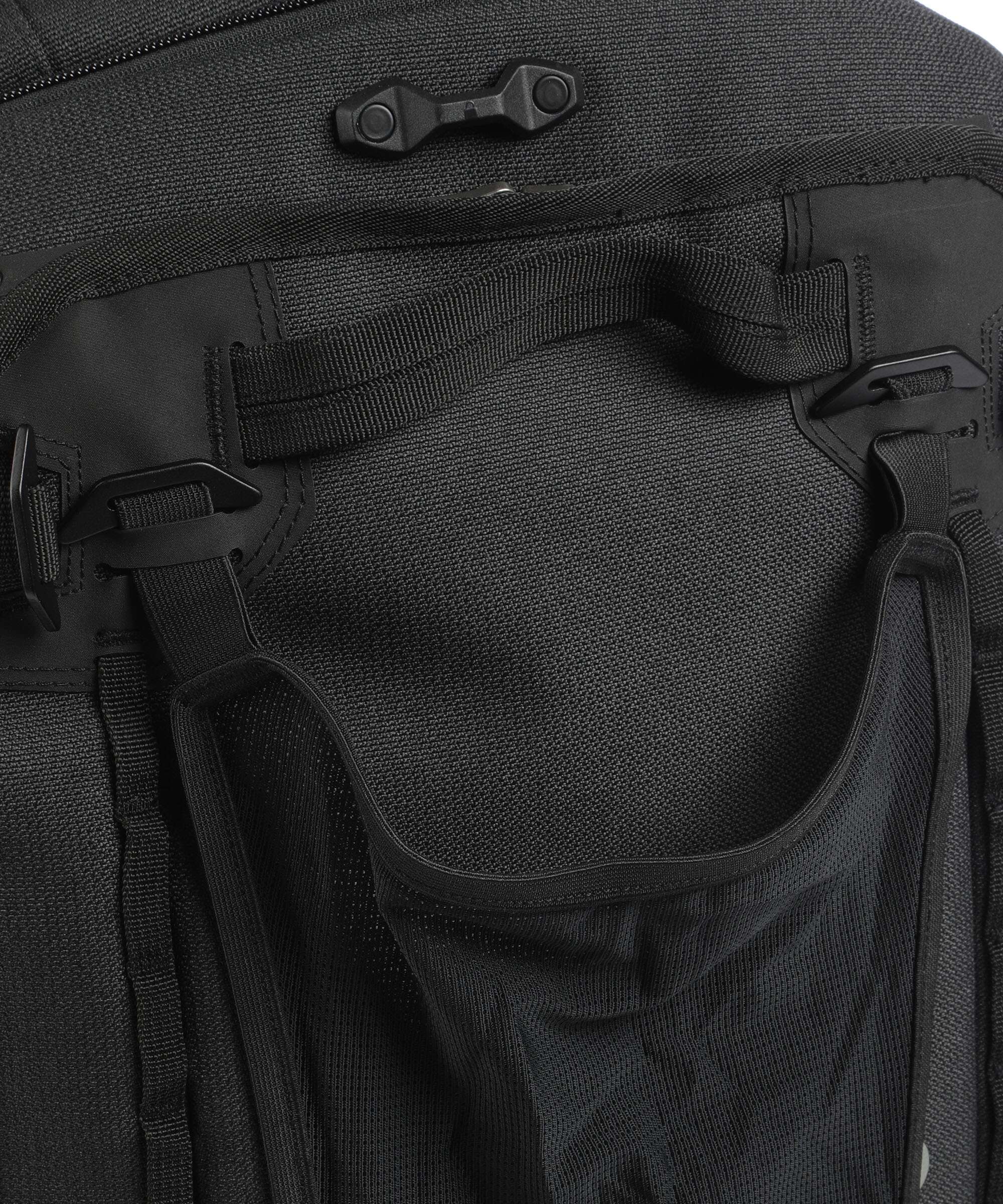 Eagle Creek Gear Warrior Convertible Carry On Trolley (2 wheels) black