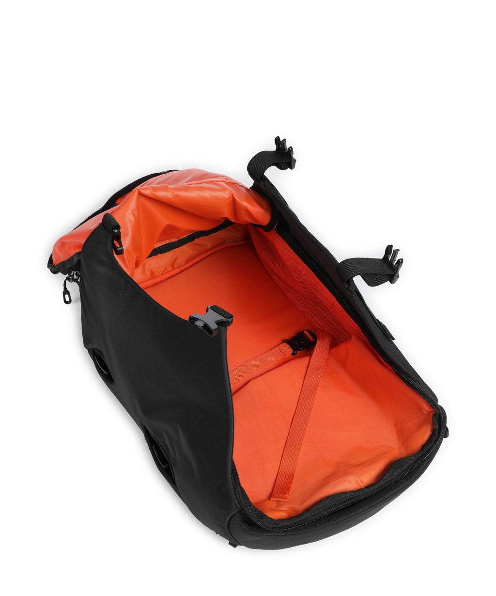 Osprey Porter 30 Travel backpack black