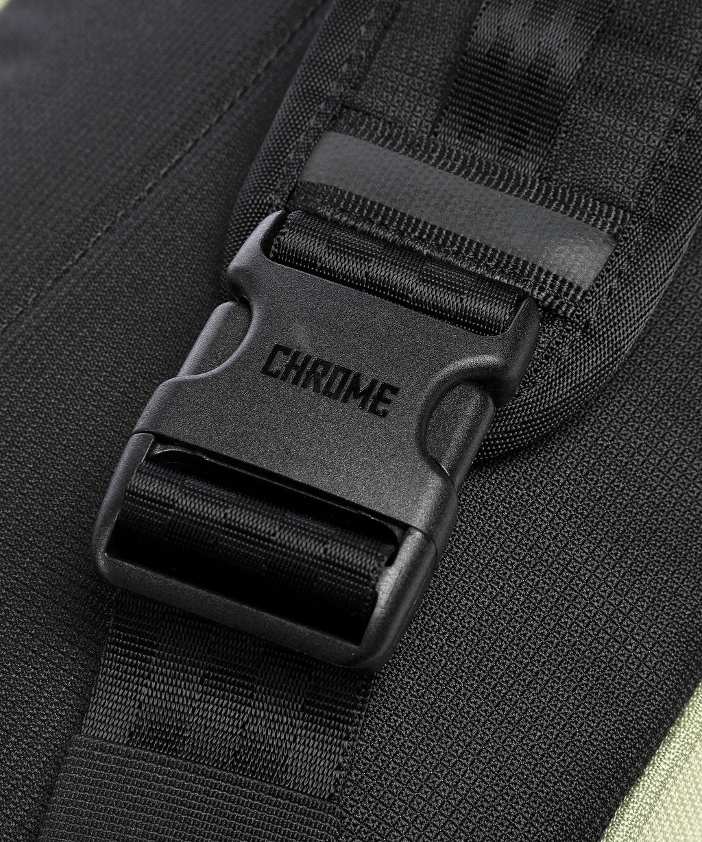 Chrome Ruckas Sling bag oil green