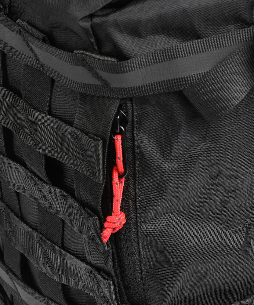 Chrome Barrage 22L Rolltop backpack black