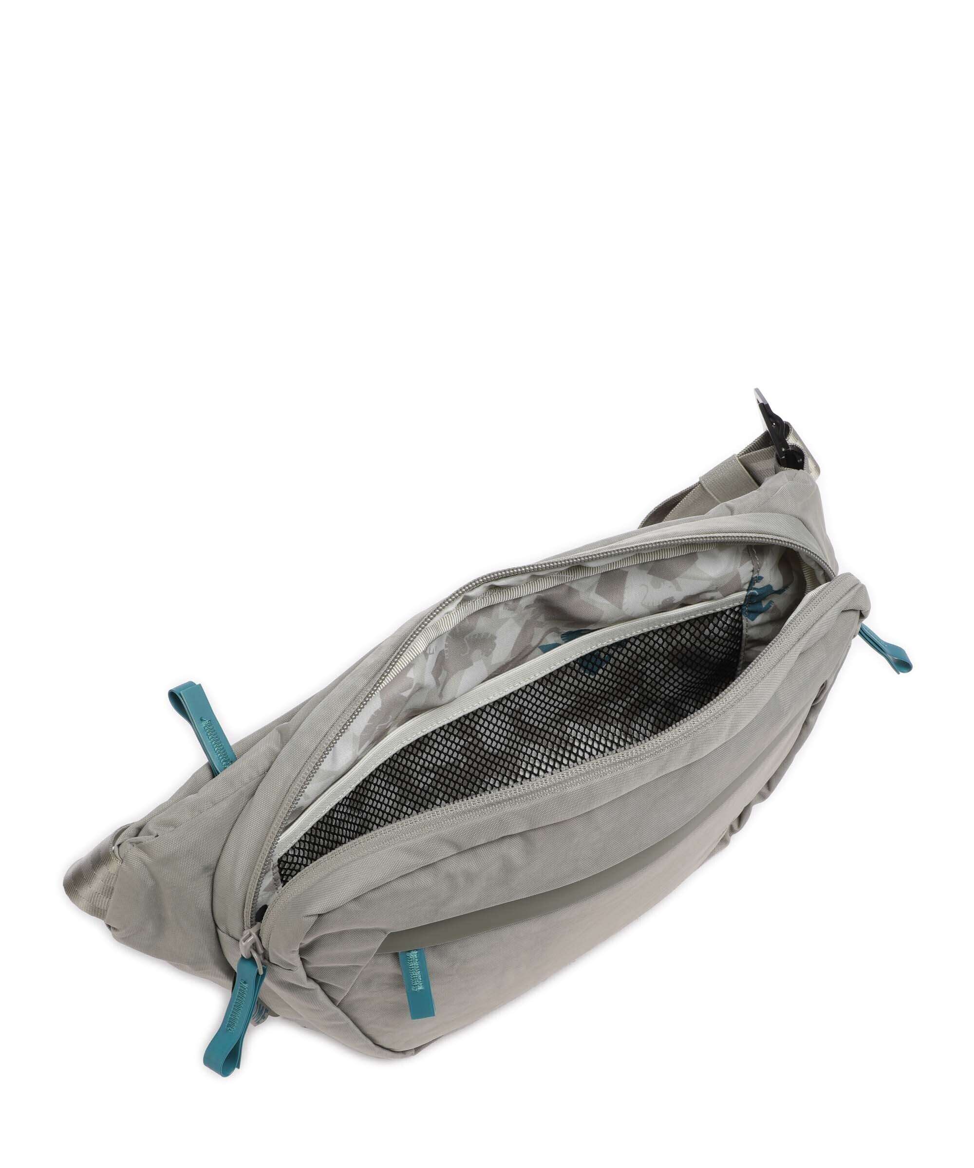 Chrome District Collection Sabin 6 Belt bag sage