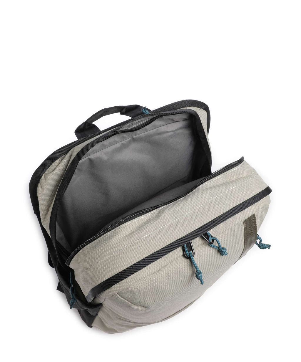 Chrome Hawes 26L Backpack sage