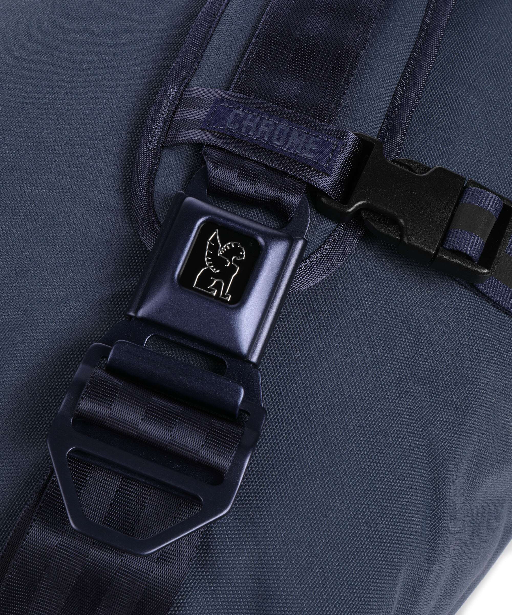 Chrome Citizen 24L Messenger bag indigo