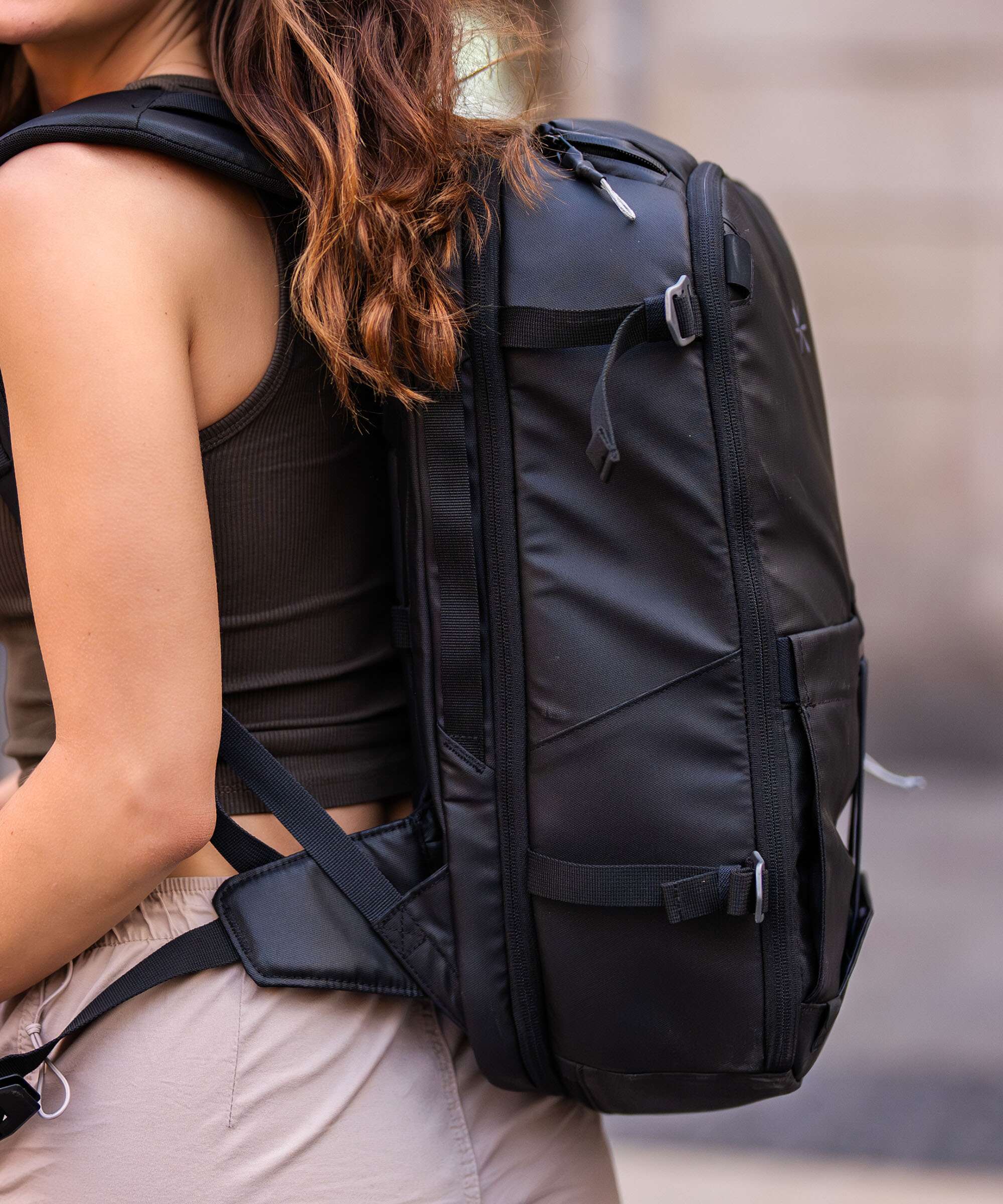 Tropicfeel Hive Travel backpack core black