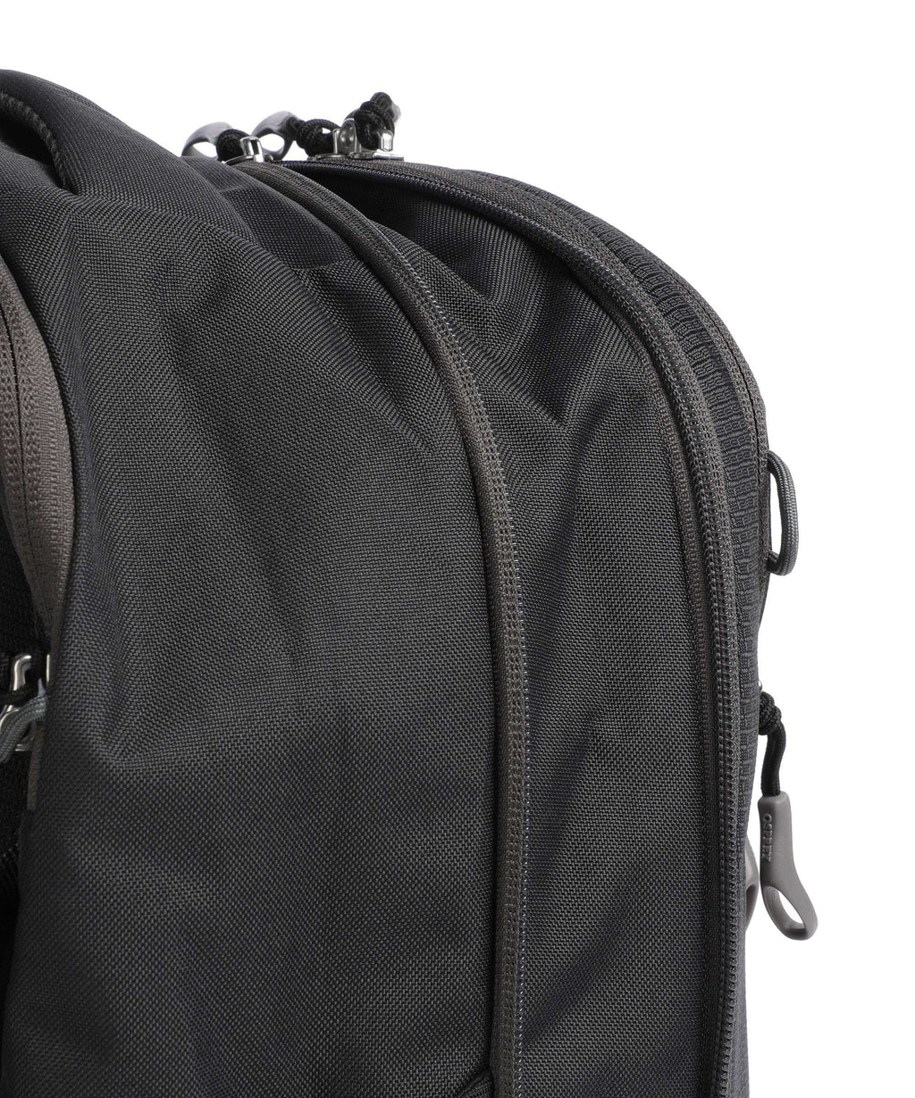 Osprey Daylite 26+6 Backpack 16″ recycled ripstop polyester black