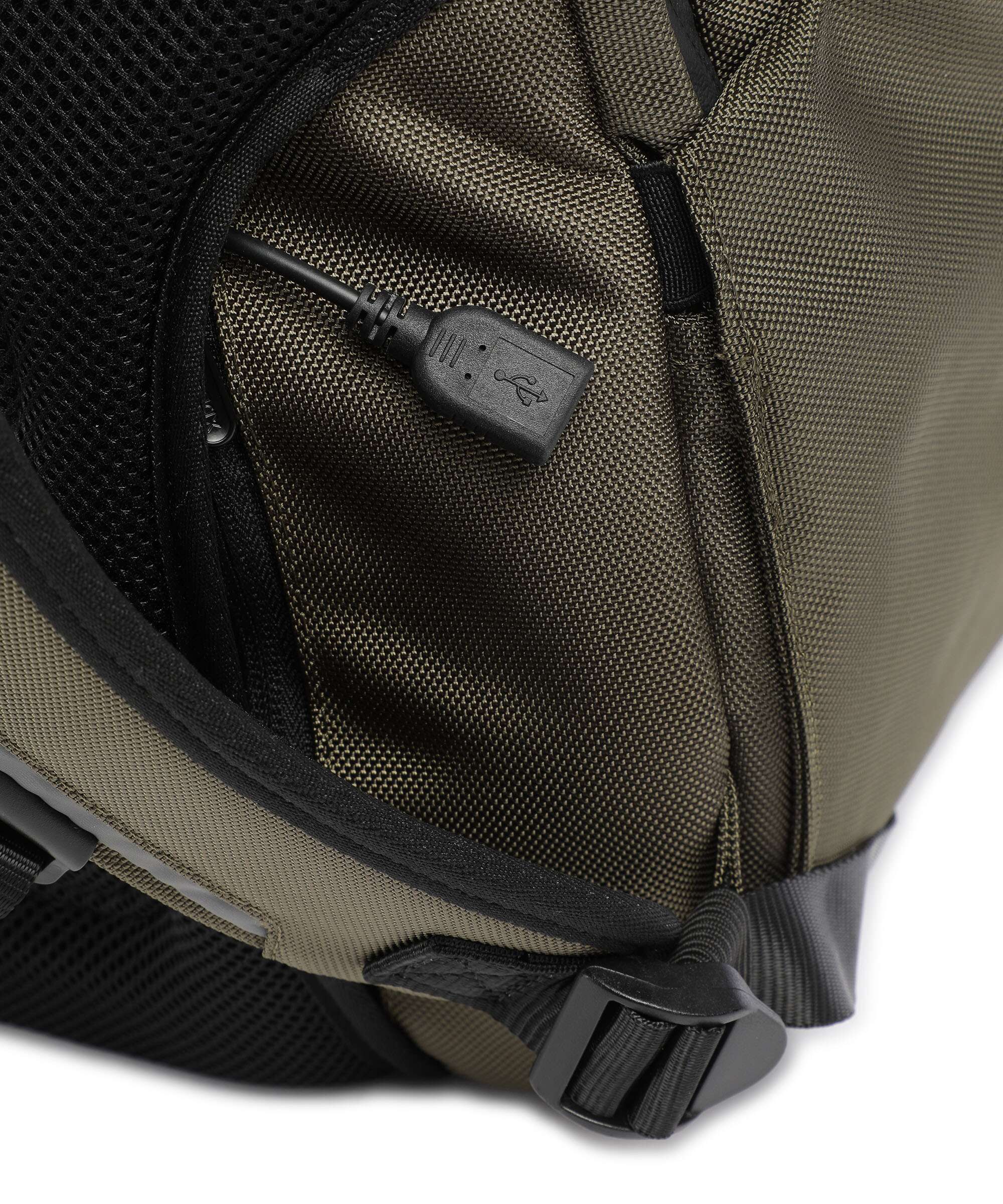 XD Design Bobby Explore Backpack olive