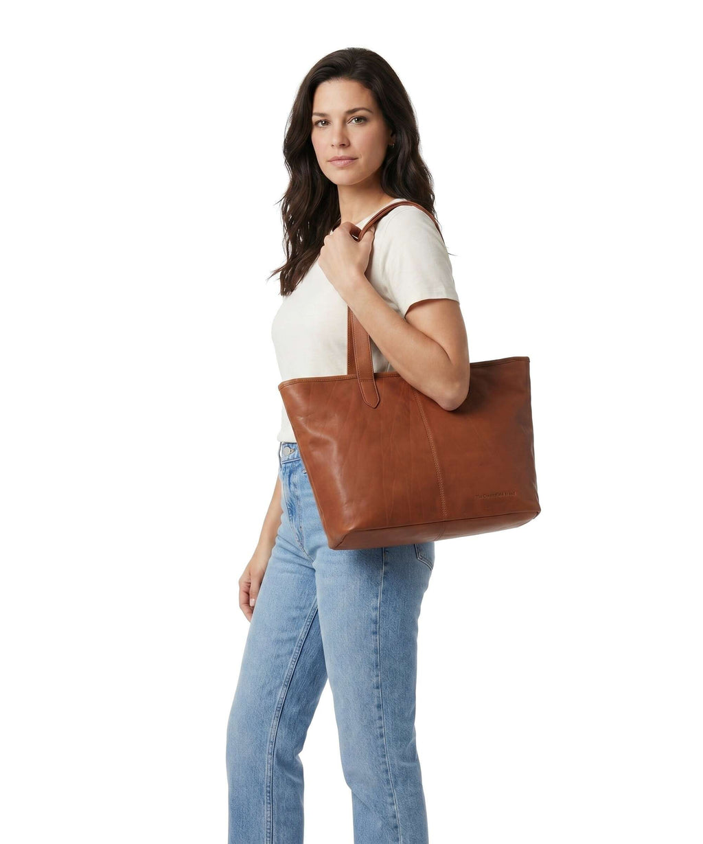 The Chesterfield Brand Wax Pull Up Cow Monza Tote bag cognac