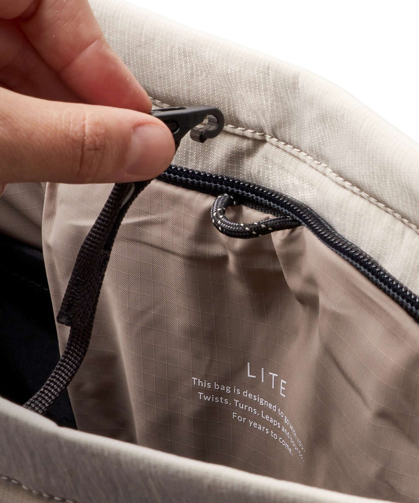 Bellroy Lite 18L Backpack bag ash