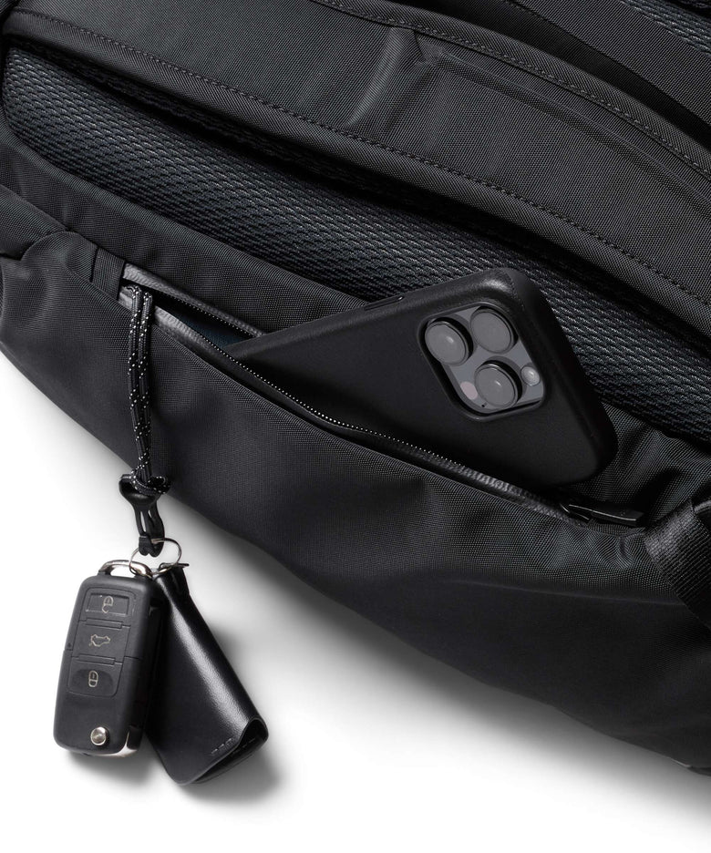 Bellroy Transit 22L Pro Backpack black