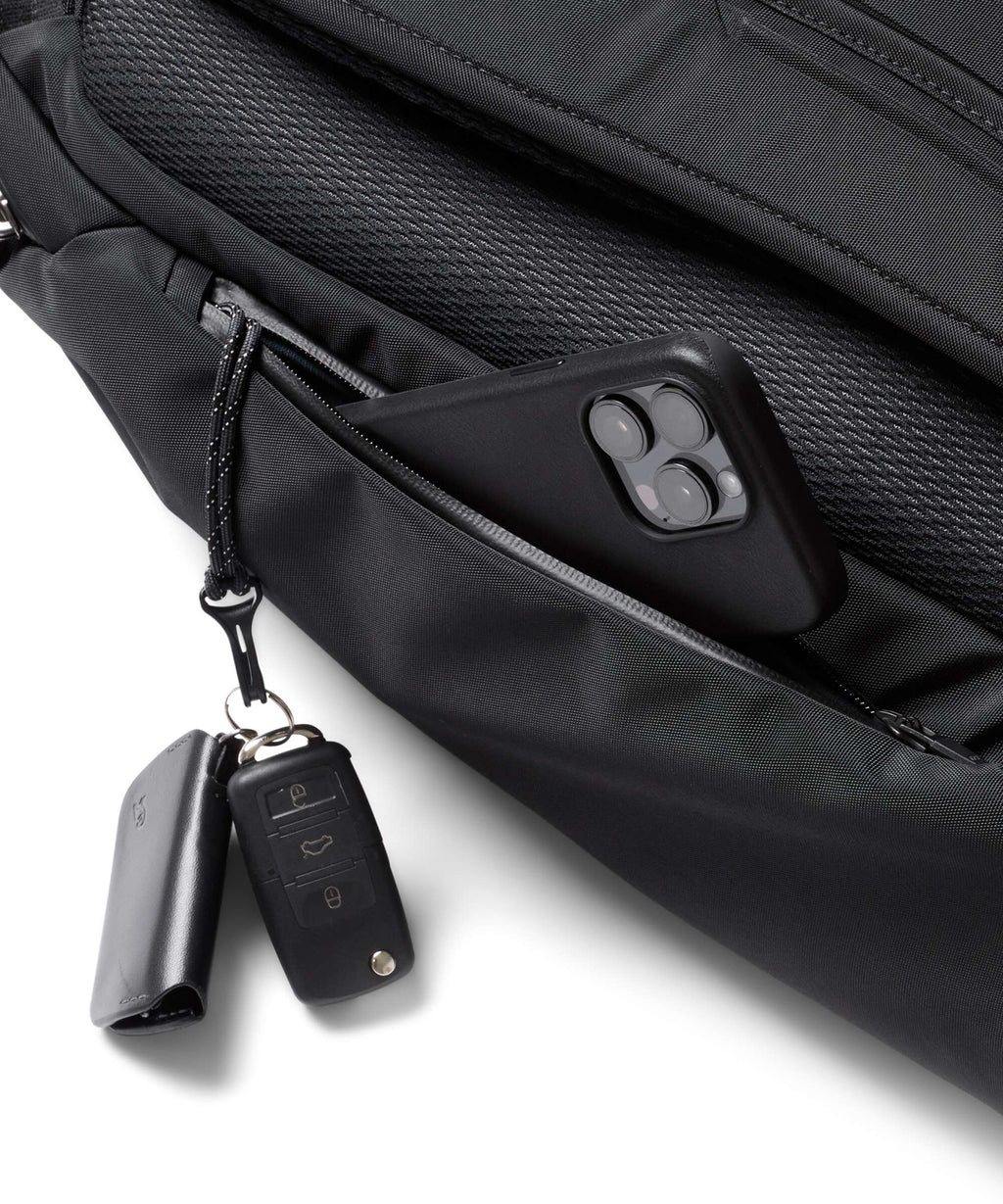 Bellroy Transit 28L Pro Backpack black