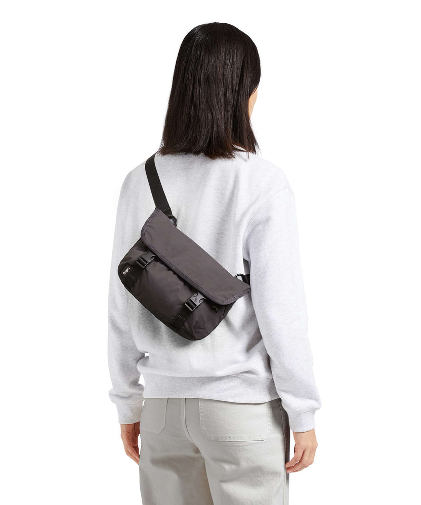 Bellroy Cinch 6L Mini Messenger bag black