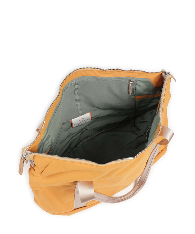 Bellroy Classic Getaway Weekend bag butterscotch