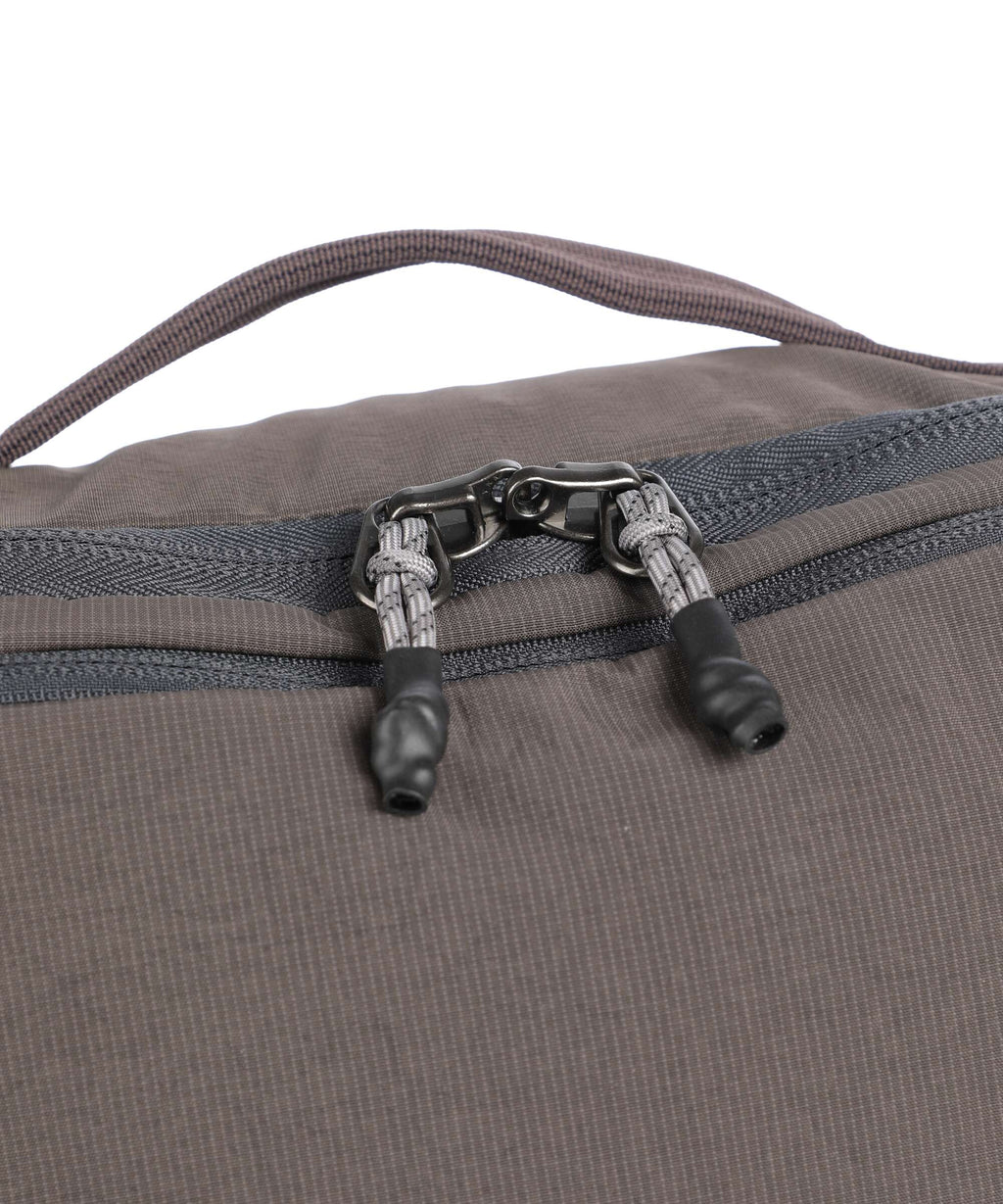 Bellroy Lite Travel bag with wheels riverrock