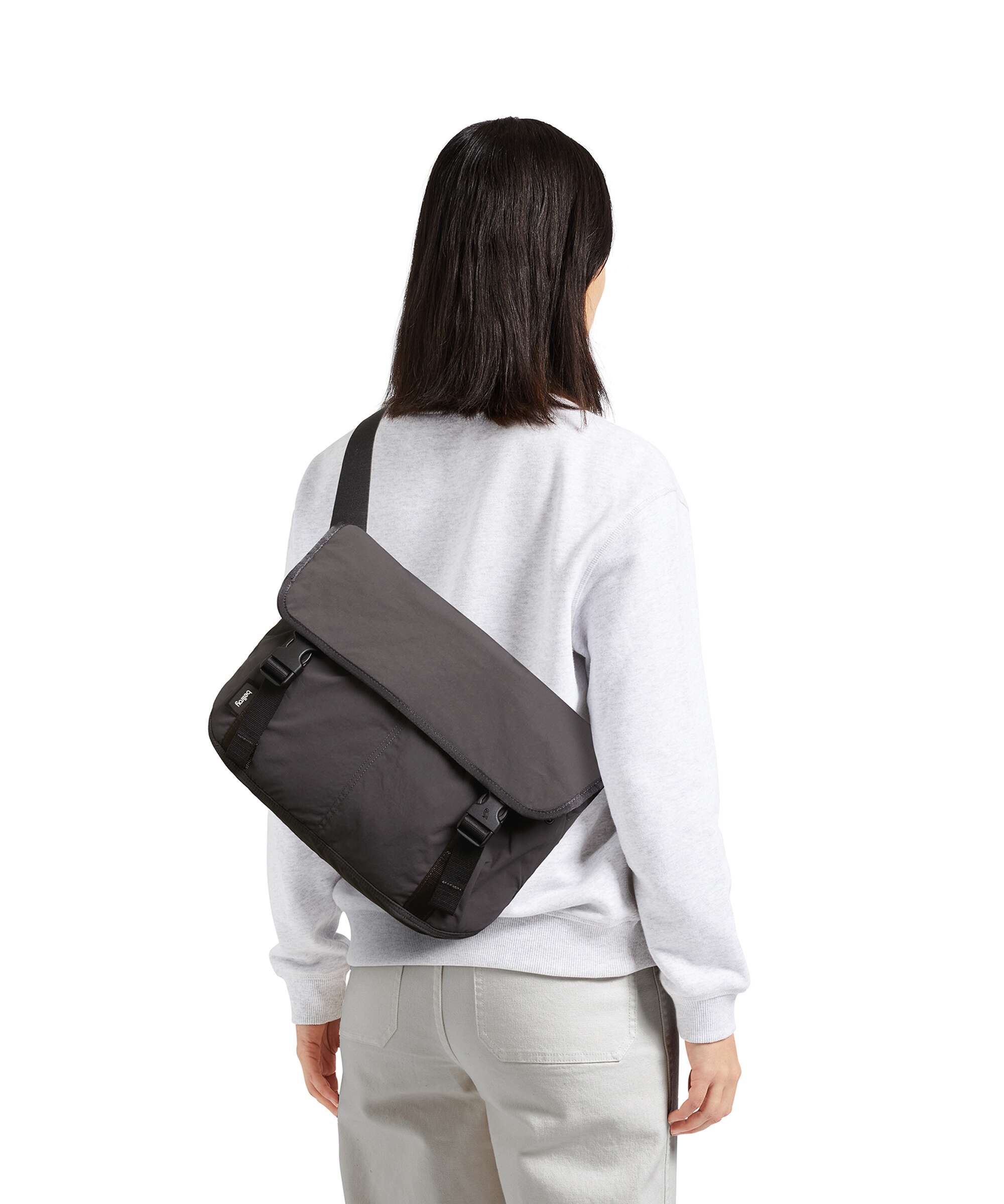 Bellroy Cinch 12 Messenger bag lilachaze